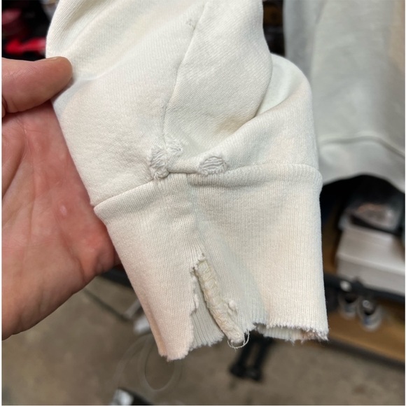 Carhartt crewneck - Picture 8 of 12